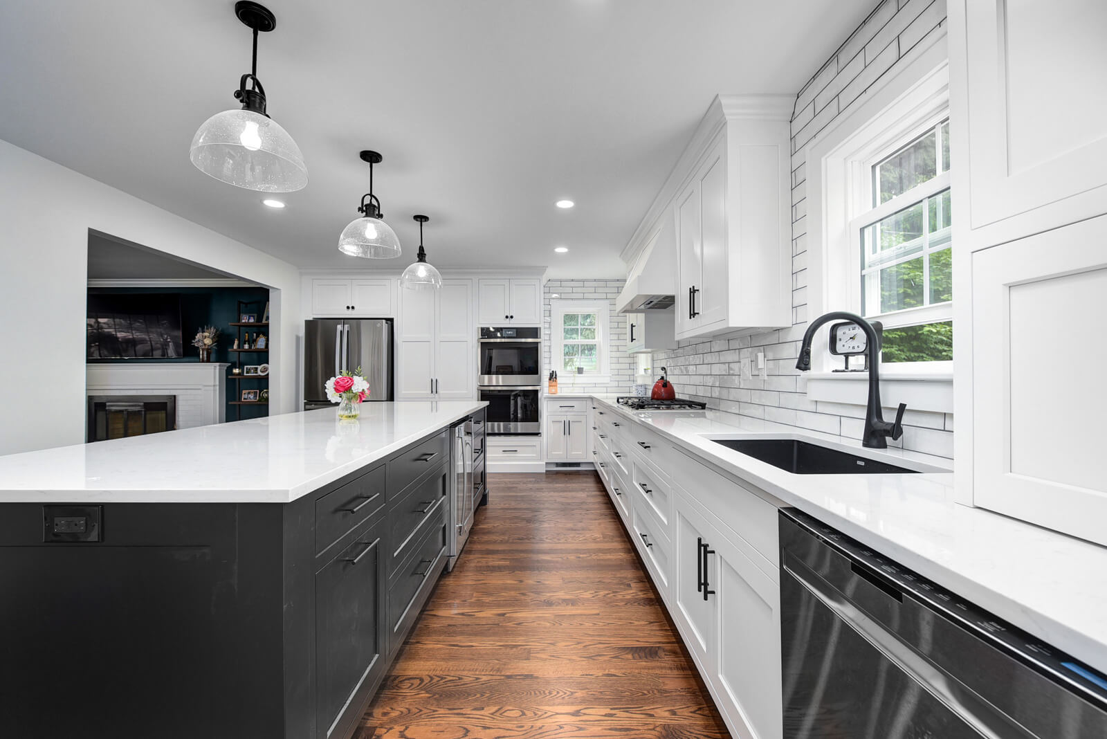 White Marble Countertop combination of black